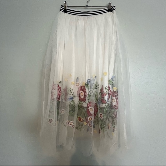 Love Closet Dresses & Skirts - Vintage Skirt Midi White Tulle Sheer Whimsical Festival Embroidered Floral Artsy